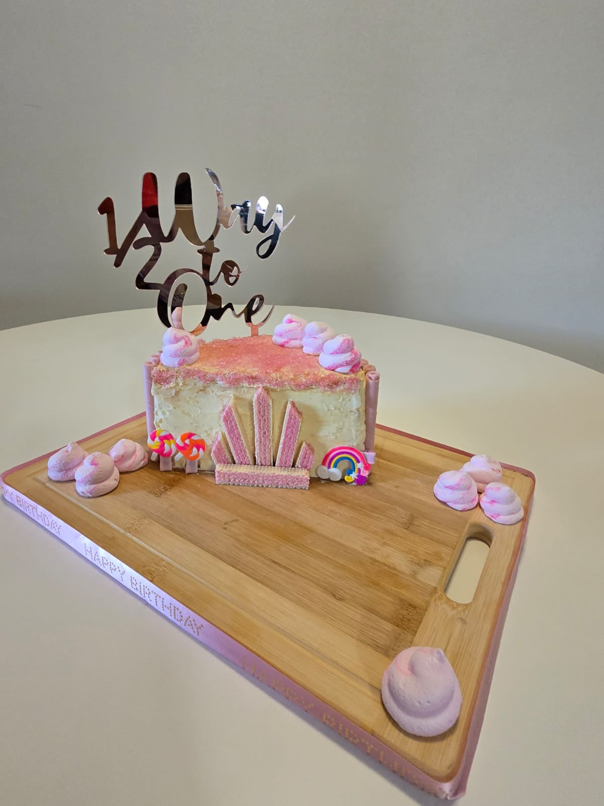 Cake toppers