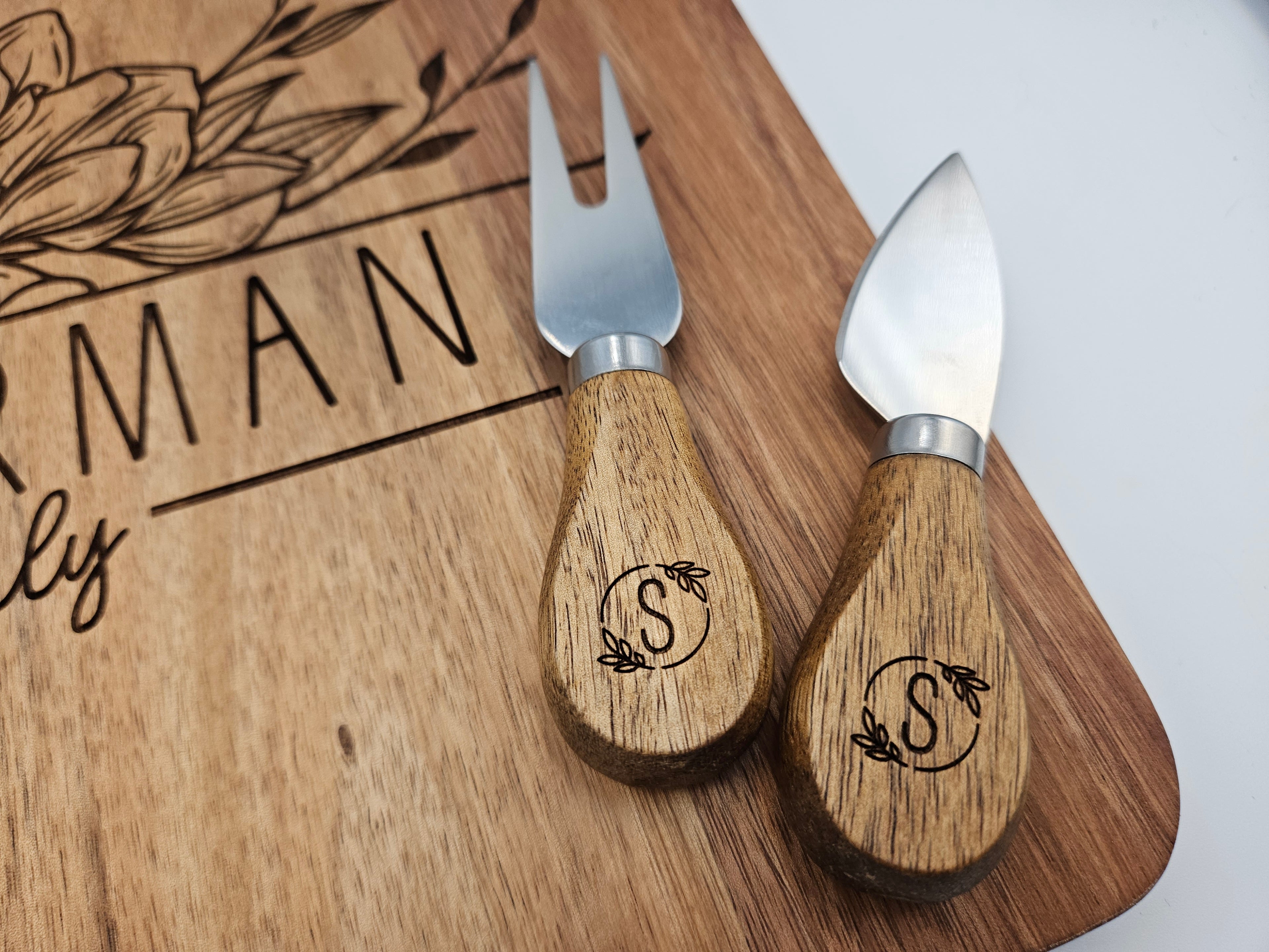 Personalised chopping boards