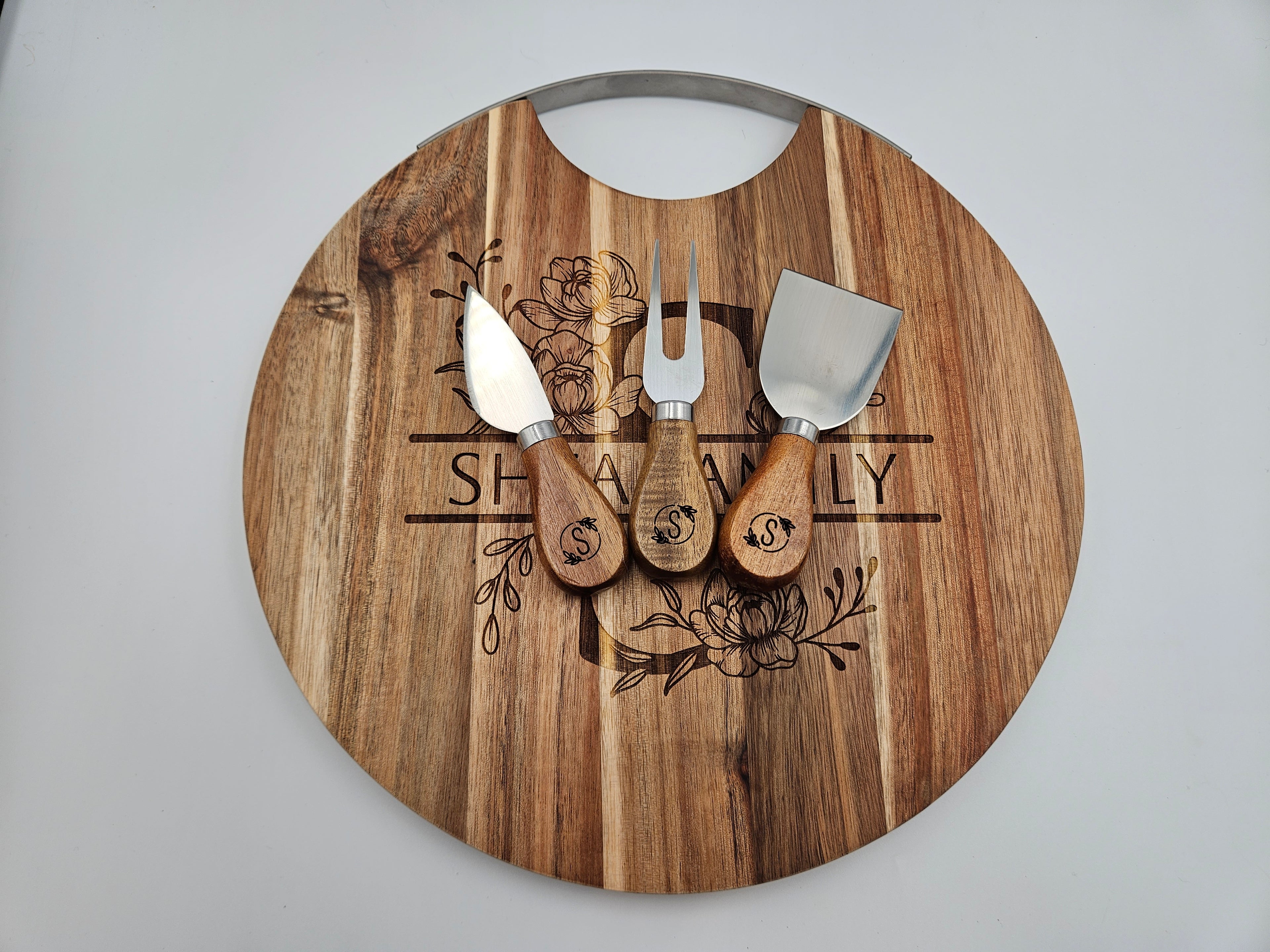 Personalised chopping boards